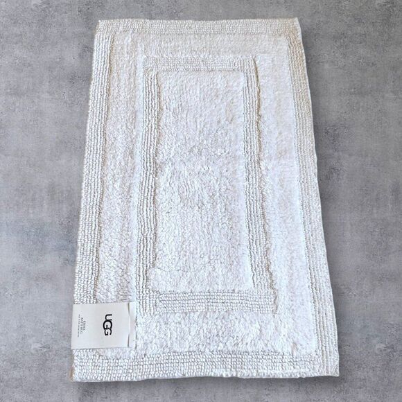 UGG Bath Rug UGG EMMA Bath Math 20x32in NWT White Heavy Cotton - Picture 1 of 3